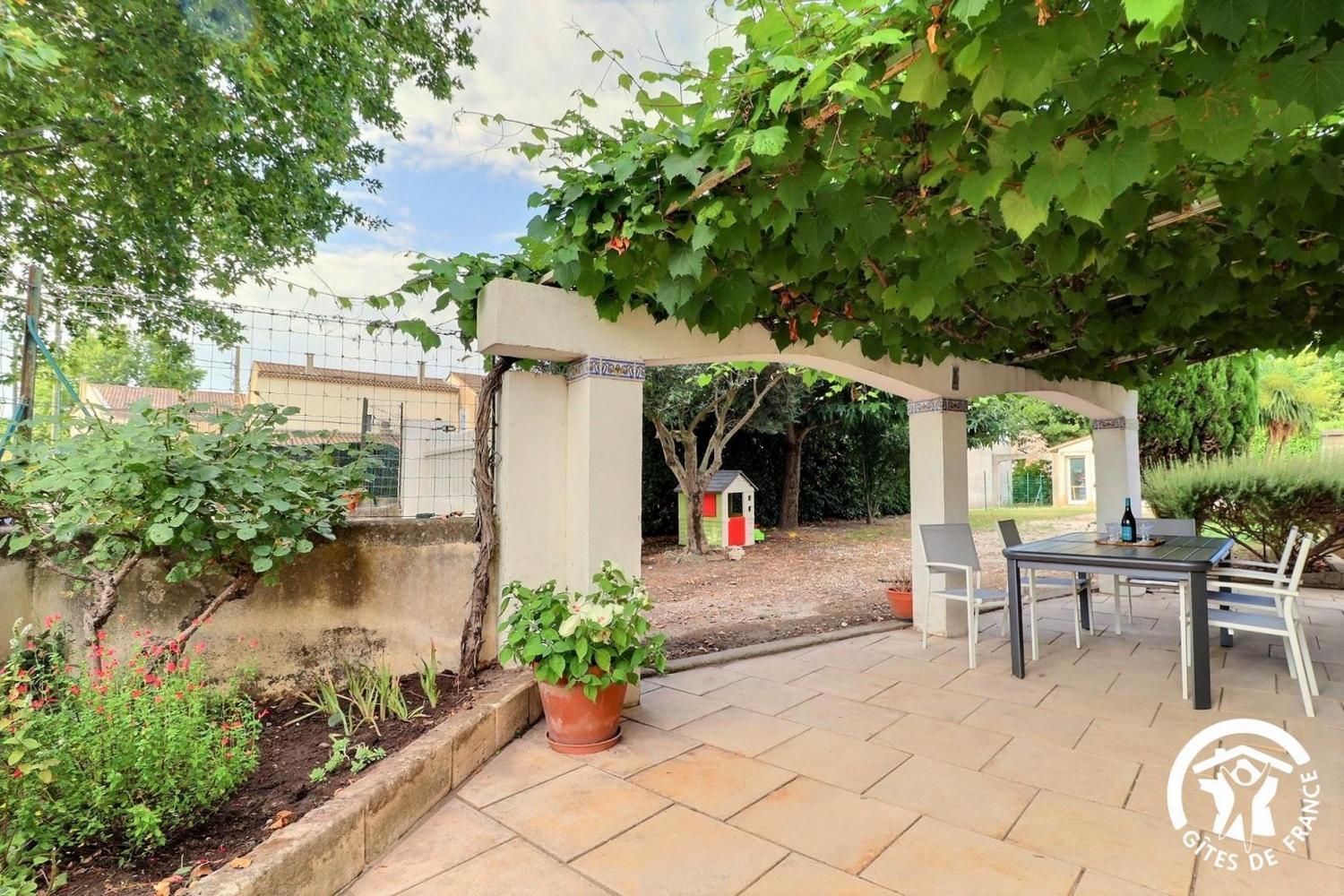 Villa Mariella Arles Eksteriør bilde